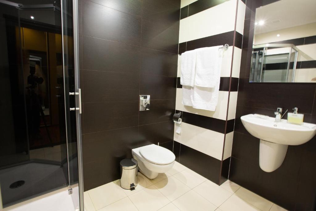 Royal Hotel Zaporizhia Room photo